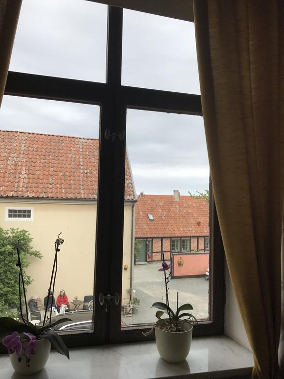 Gamla Stan Simrishamn Apartment Exterior photo